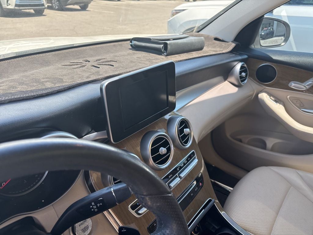 2018 Mercedes-Benz GLC-Class GLC 300