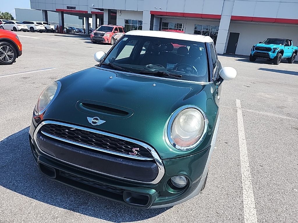 2015 MINI Hardtop Base