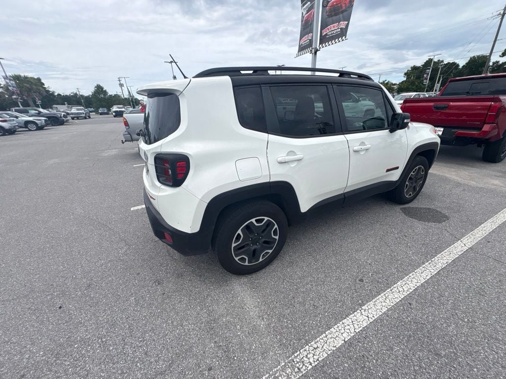 2017 Jeep Renegade Trailhawk
